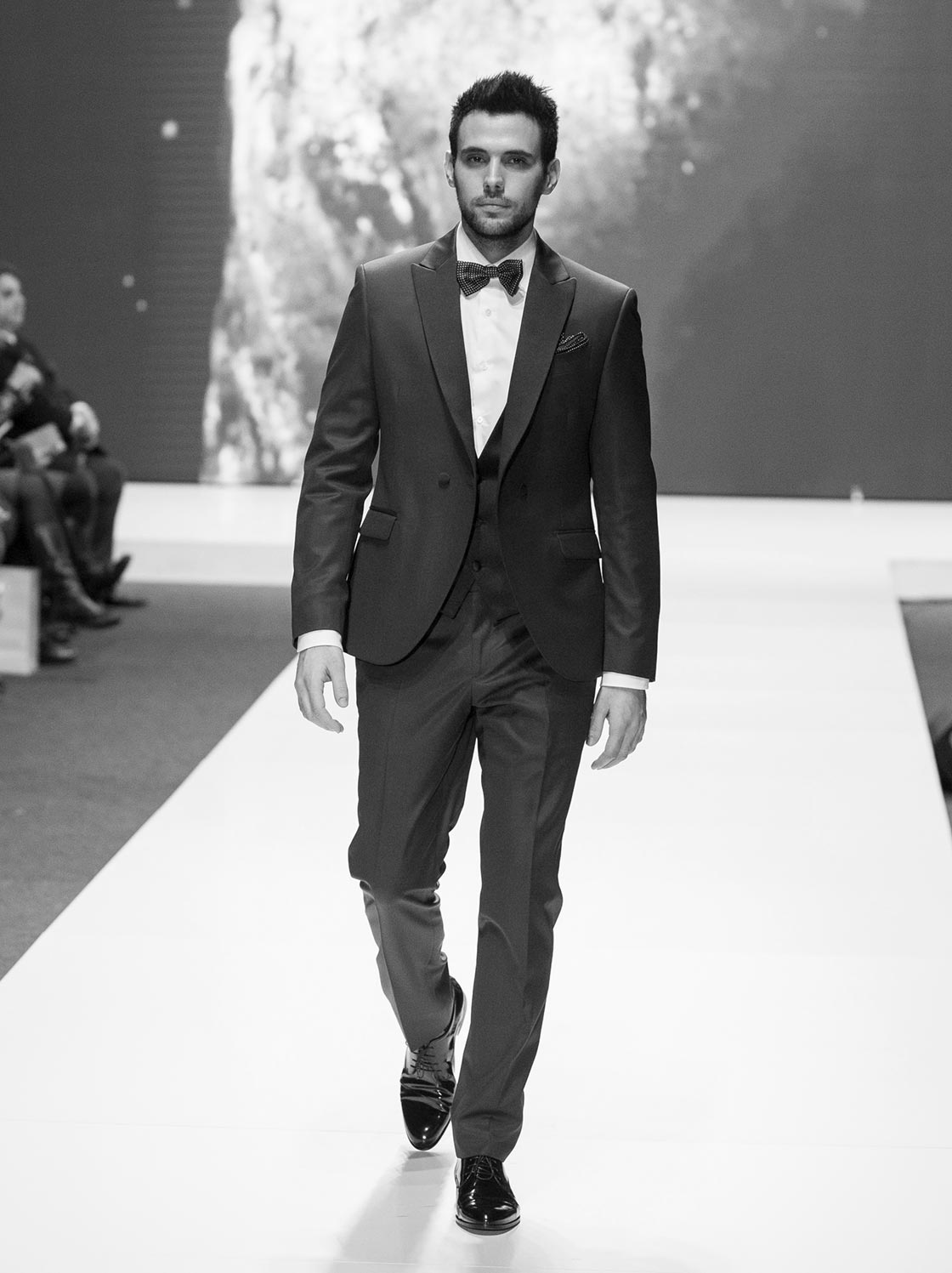 Vjenčano odijelo 152